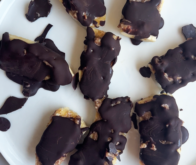 Frozen Chocolate Banana Boats
